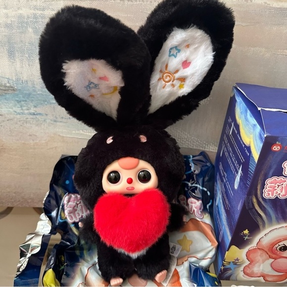 Baby Three NWTs. Lily Rabbit Town V3 Plush Confirmed Black Rabbit - Picture 2 of 4